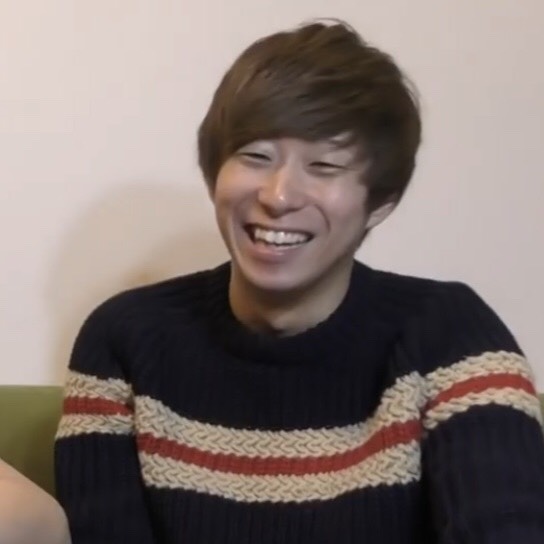 ヒカル まえ っ さん 双子